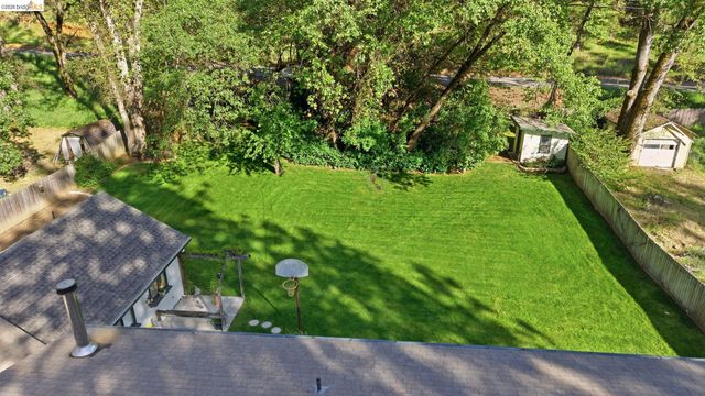 21695 Water Oak Dr, Sonora, CA 95370