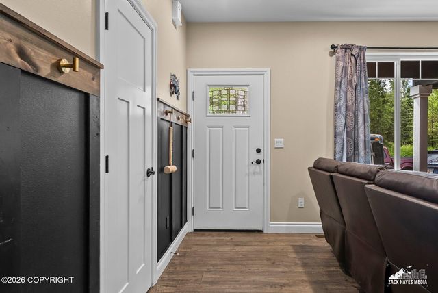 2029 S Leora Drive, Wasilla, AK 99623