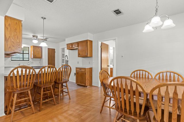 830 Live Oak TRL, Liberty Hill, TX 78642