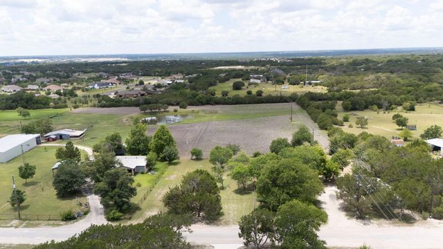830 Live Oak TRL, Liberty Hill, TX 78642