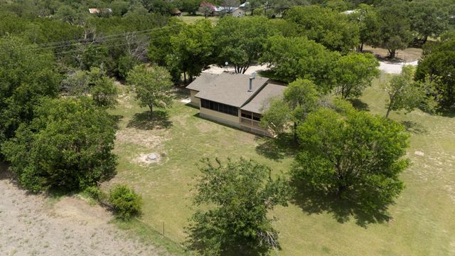 830 Live Oak TRL, Liberty Hill, TX 78642