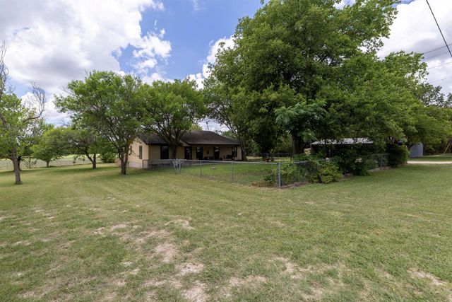 830 Live Oak TRL, Liberty Hill, TX 78642