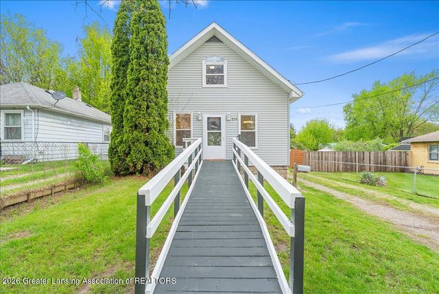 219 E Harris Street, Lansing, MI 48906