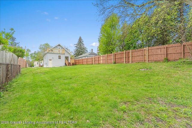 219 E Harris Street, Lansing, MI 48906