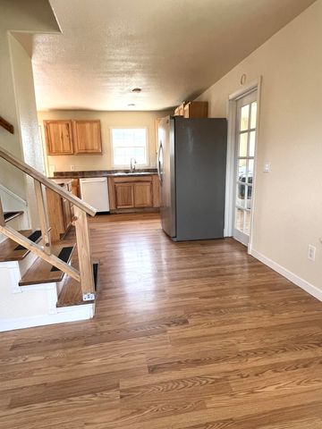 4702 Summers Lane, Klamath Falls, OR 97603