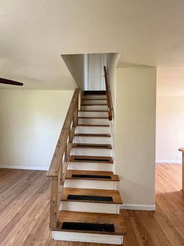 4702 Summers Lane, Klamath Falls, OR 97603