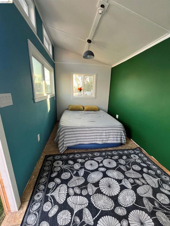 Image 10 of property listing at 5218 Sandmound Blvd, Oakley, CA 94561