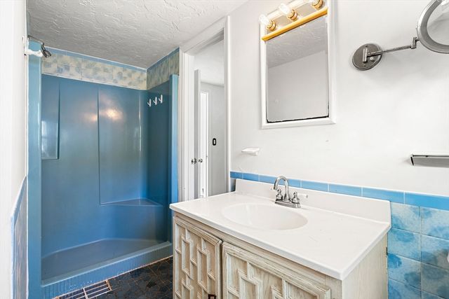 203 High Street, Hingham, MA 02043