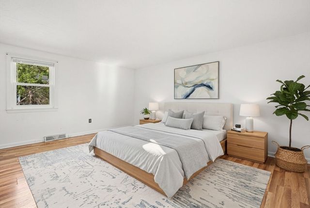 203 High Street, Hingham, MA 02043