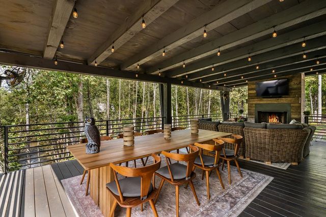 107 Cool Creek Trail, Blue Ridge, GA 30513