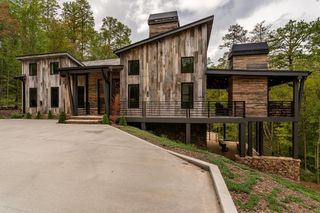 107 Cool Creek Trail, Blue Ridge, GA 30513