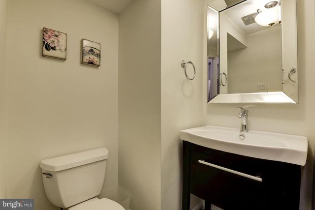 5720 CROWNLEIGH CT, Burke, VA 22015