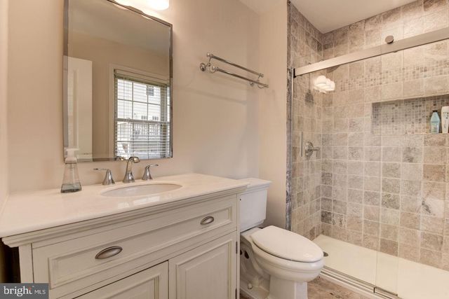 5720 CROWNLEIGH CT, Burke, VA 22015