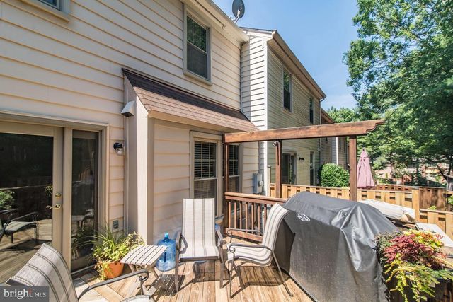 5720 CROWNLEIGH CT, Burke, VA 22015