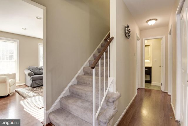 5720 CROWNLEIGH CT, Burke, VA 22015