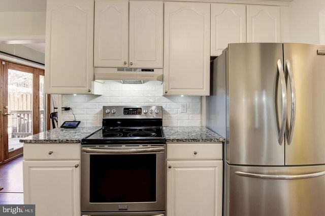 5720 CROWNLEIGH CT, Burke, VA 22015