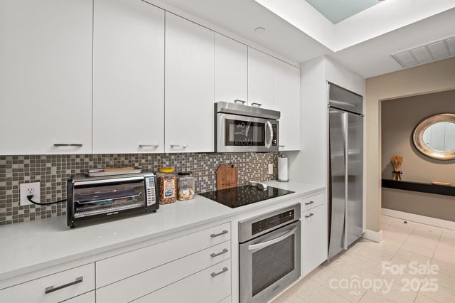 400 N Church Street 420, Charlotte, NC 28202