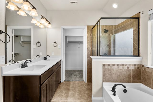 913 Abbey Lane, Midlothian, TX 76065