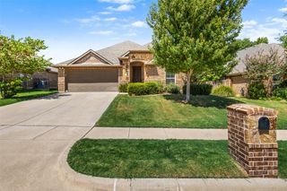 913 Abbey Lane, Midlothian, TX 76065