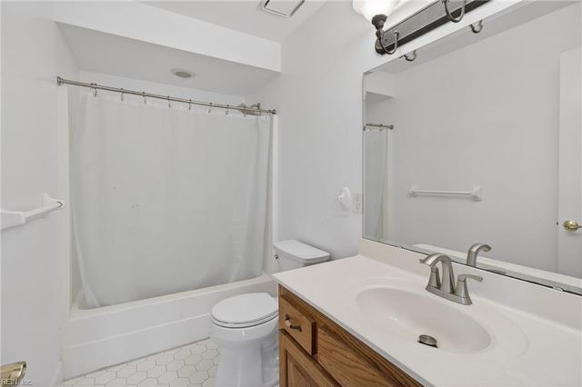 1652 Tether Keep, Virginia Beach, VA 23454