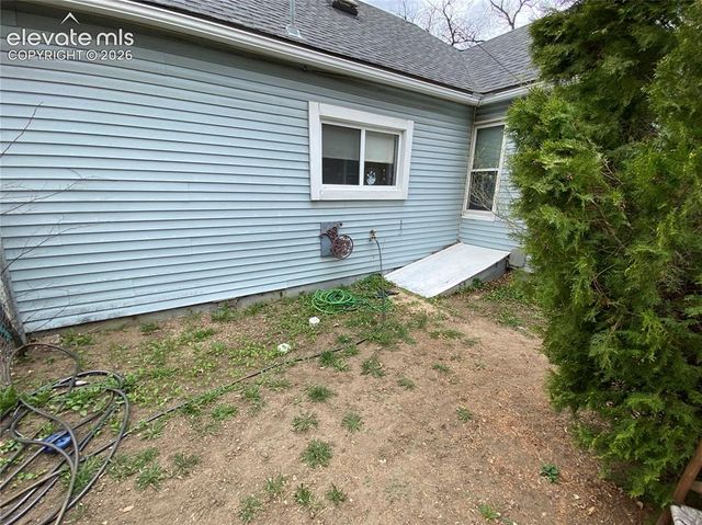 223 Custer Avenue, Colorado Springs, CO 80903