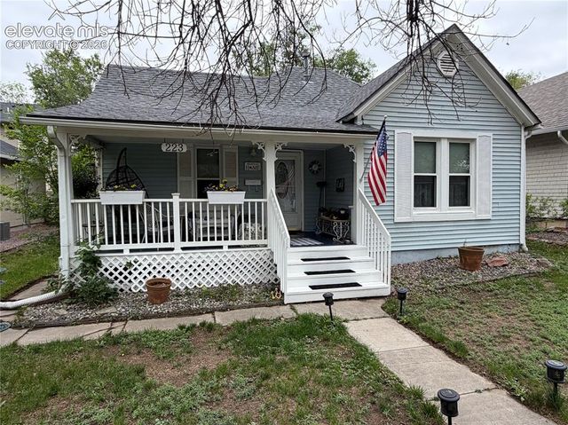 223 Custer Avenue, Colorado Springs, CO 80903