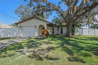 5525 Applegate Drive, Spring Hill, FL 34606