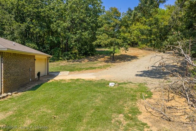 476120 1091 Road, Roland, OK 74954