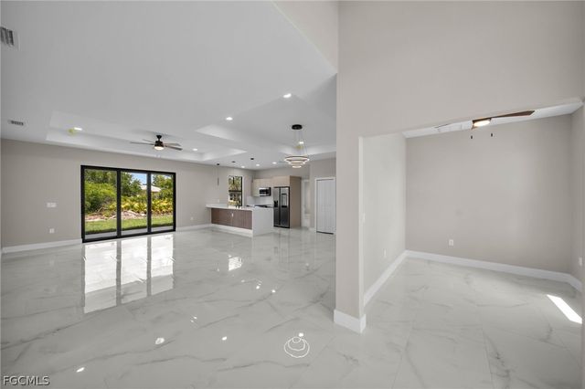 2804 10th ST W, Lehigh Acres, FL 33971