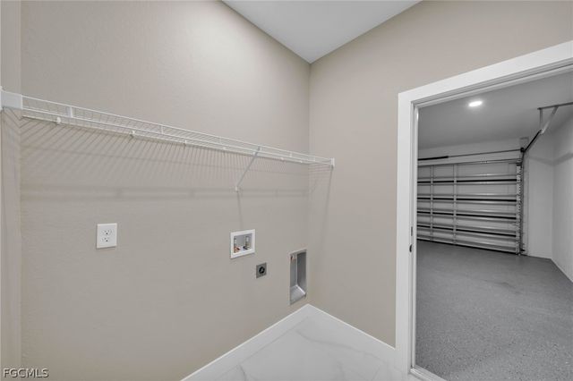 2804 10th ST W, Lehigh Acres, FL 33971