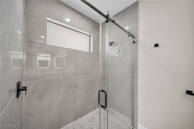 2804 10th ST W, Lehigh Acres, FL 33971