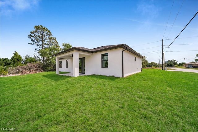 2804 10th ST W, Lehigh Acres, FL 33971