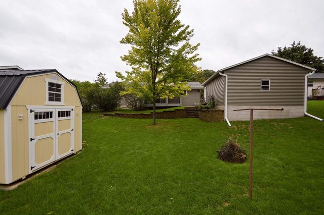465 Raintree Drive, Fort Atkinson, WI 53538