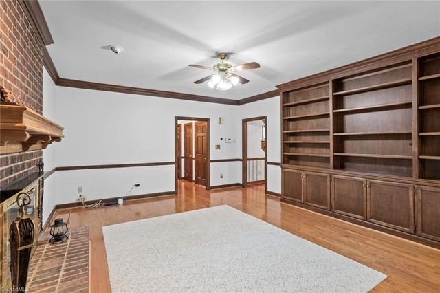 114 Willoughby Park Drive, High Point, NC 27265