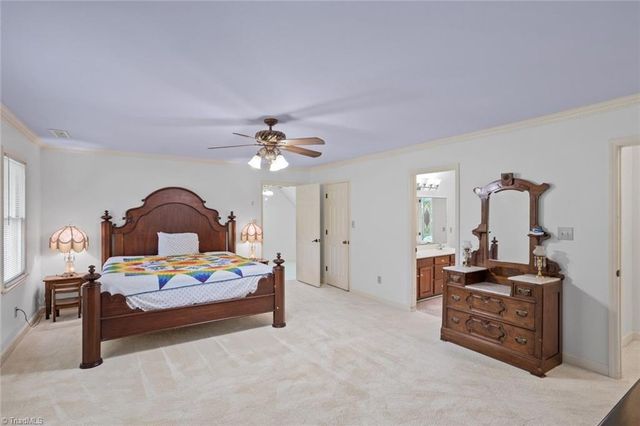 114 Willoughby Park Drive, High Point, NC 27265