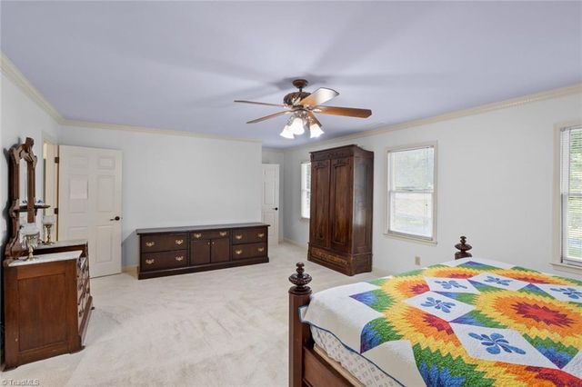 114 Willoughby Park Drive, High Point, NC 27265