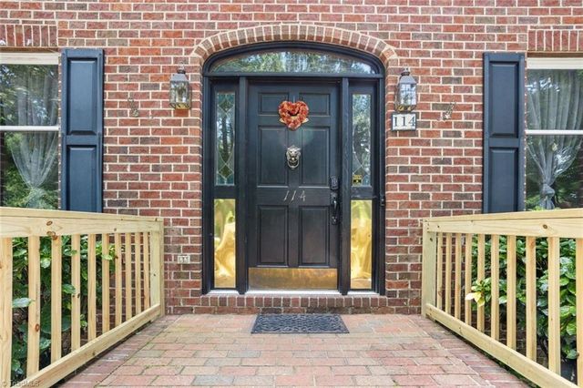 114 Willoughby Park Drive, High Point, NC 27265