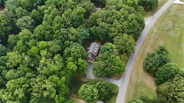 114 Willoughby Park Drive, High Point, NC 27265