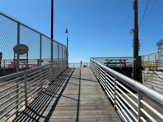 1 E Broadway 7B, Long Beach, NY 11561