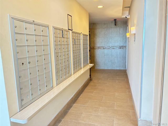 1 E Broadway 7B, Long Beach, NY 11561