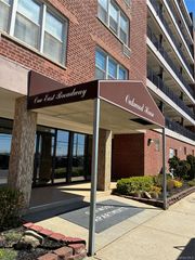 1 E Broadway 7B, Long Beach, NY 11561