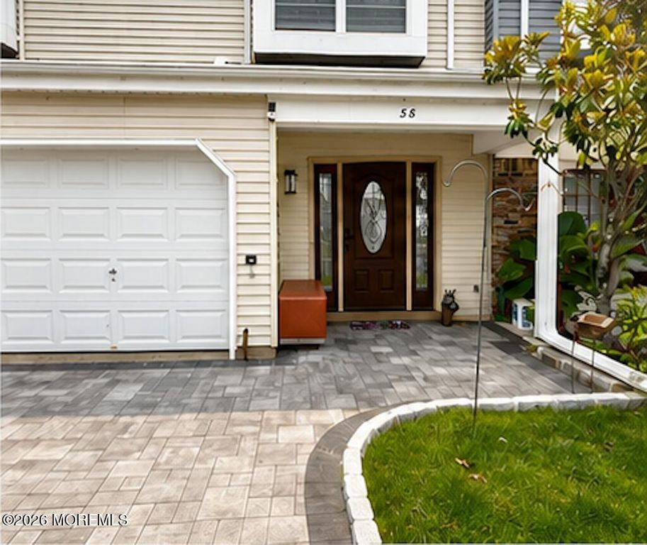 58 Thorne Lane, Matawan, NJ 07747
