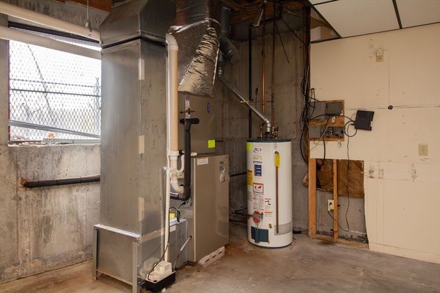 9 Stafford St, Worcester, MA 01603