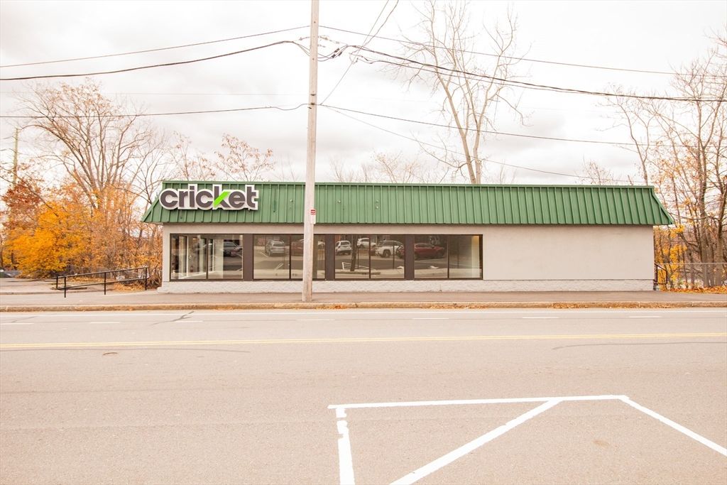 9 Stafford St, Worcester, MA 01603