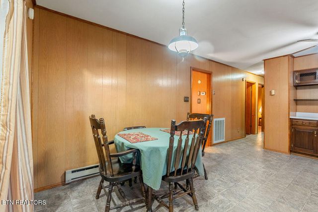 708 Front St, Maryville, TN 37804