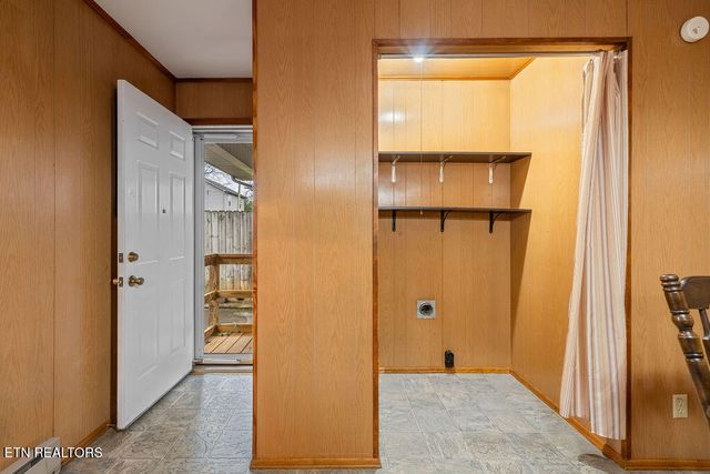 708 Front St, Maryville, TN 37804