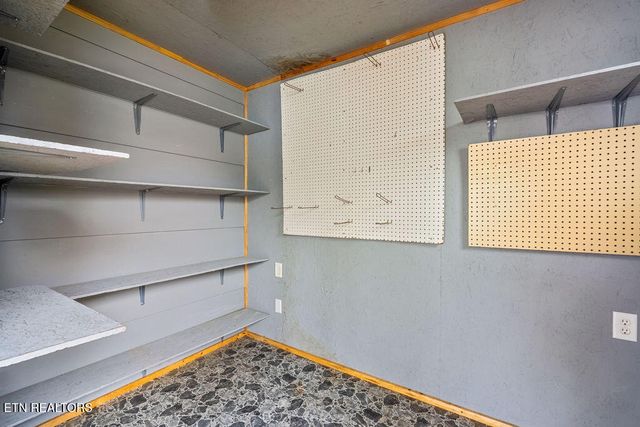 708 Front St, Maryville, TN 37804