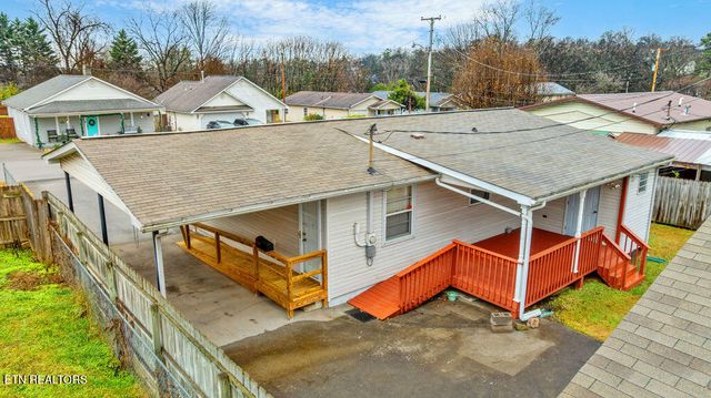 708 Front St, Maryville, TN 37804