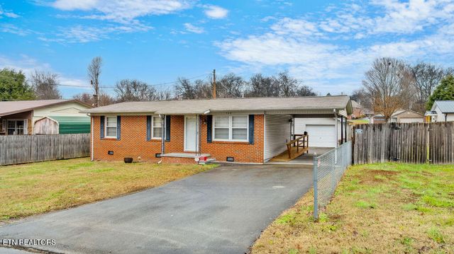 708 Front St, Maryville, TN 37804