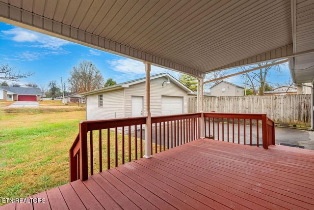 708 Front St, Maryville, TN 37804